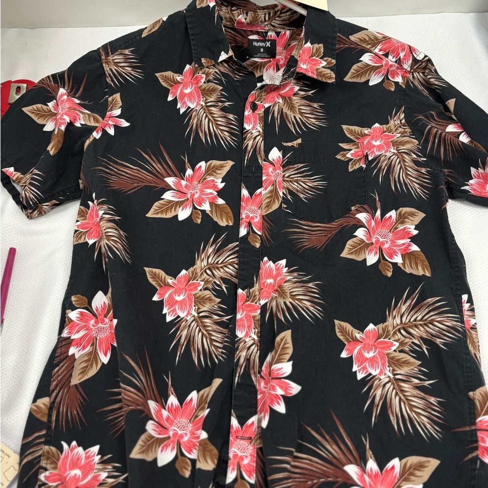 Hurley Black and Red Casual Button Down Shirt